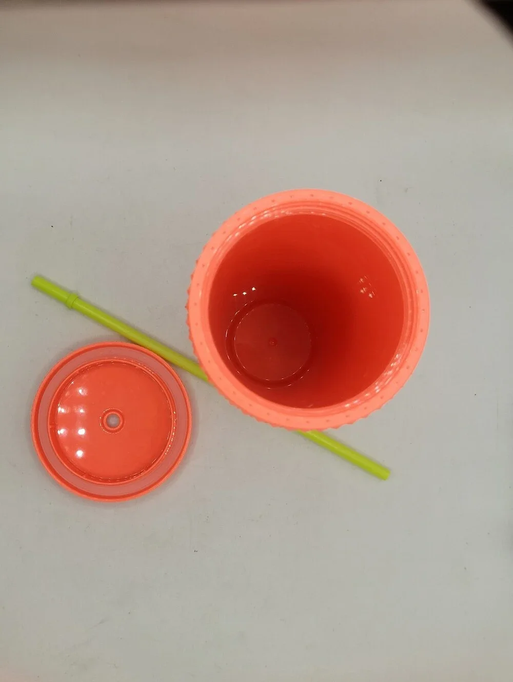 Starbucks Summer 2022 Dragonfruit (Coral/Salmon Pink) studded cold cup 24 Ounce